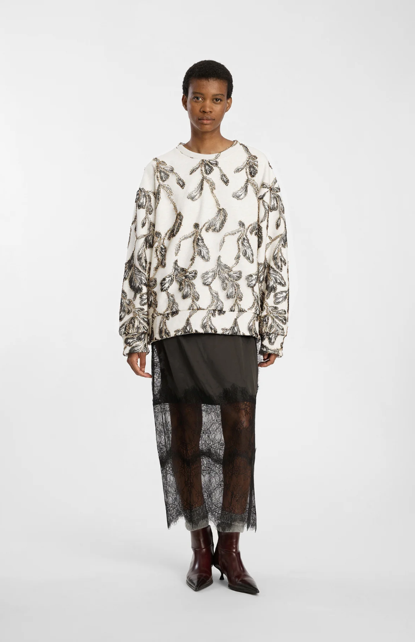 LOFA SWEATER