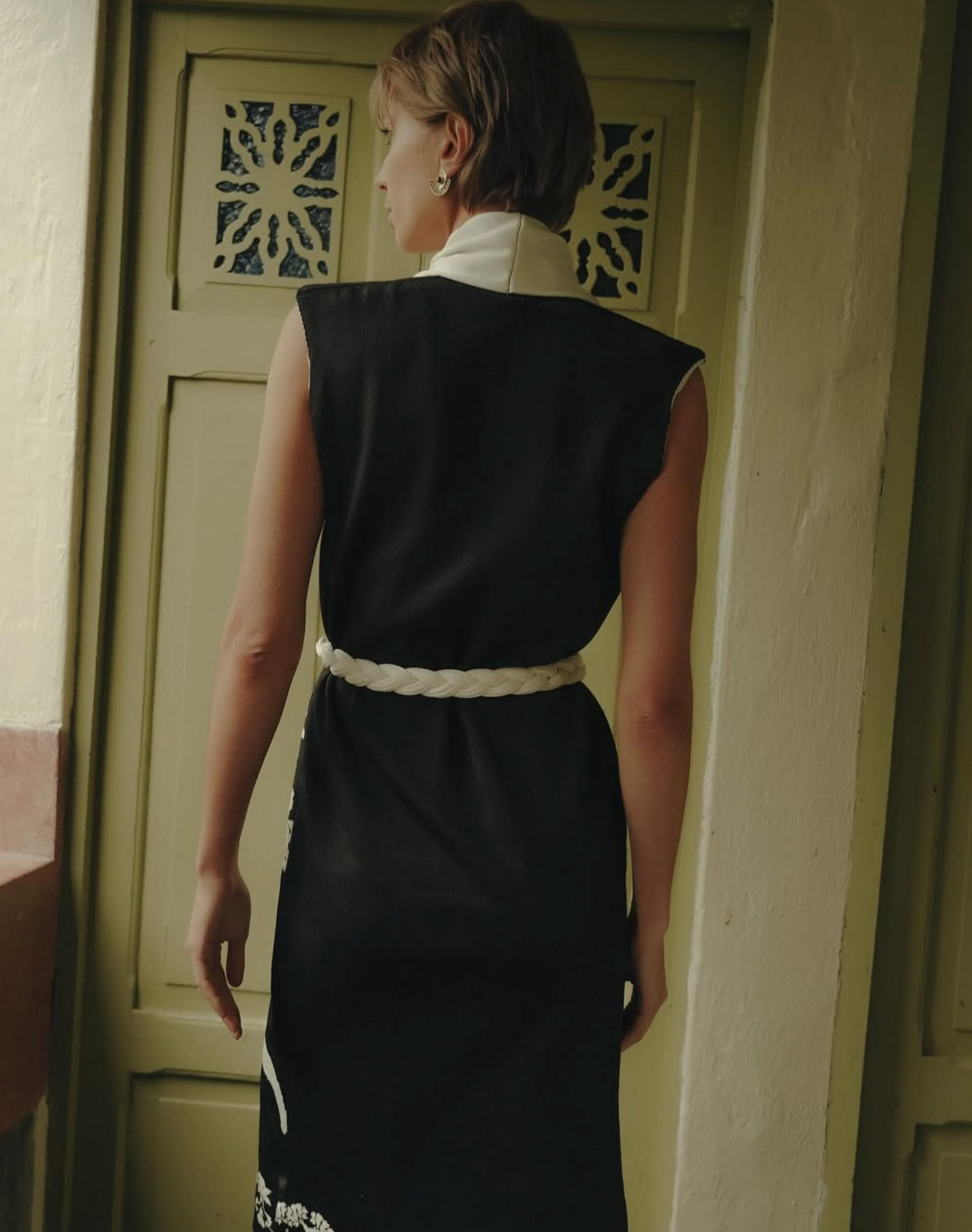 ACACIA VEST