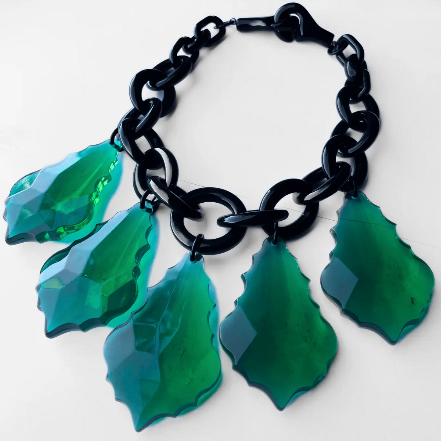 BAROQUE NECKLACE