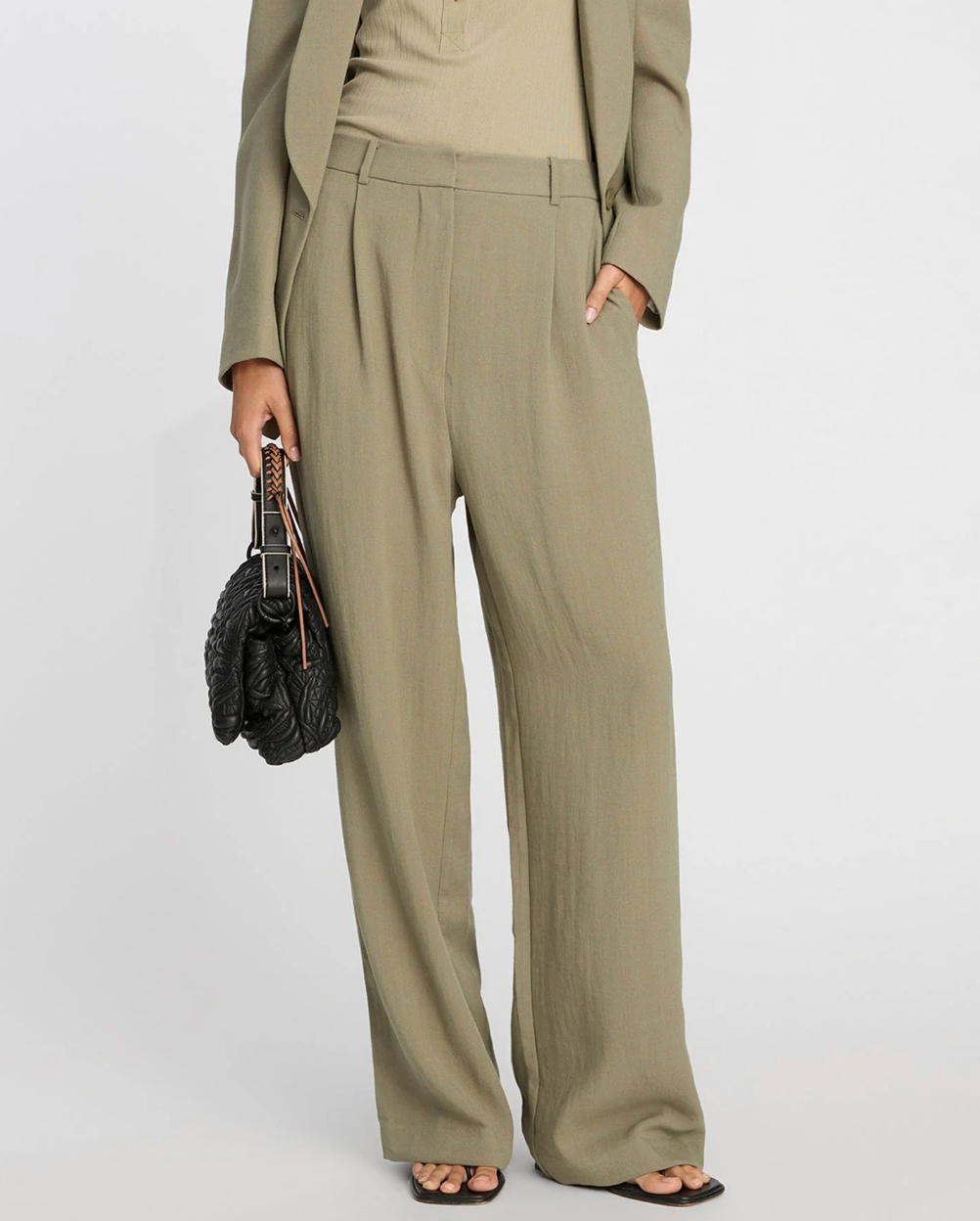 KOSMILA PANT