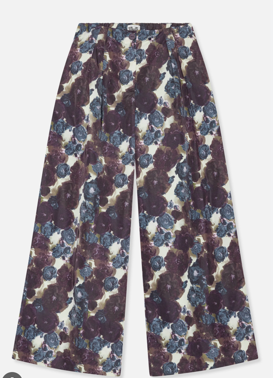 NAOMIA PANT