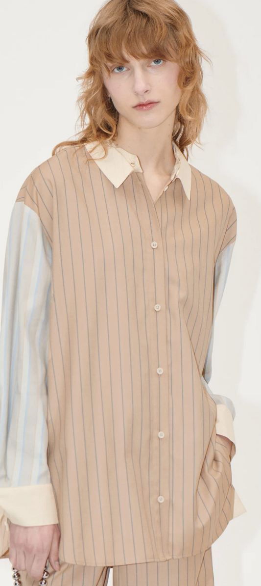 CLASSIC CRISP STRIPE SHIRT