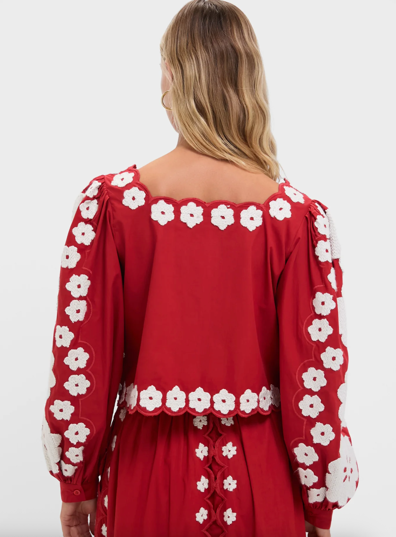 CATRINE APPLIQUE TOP