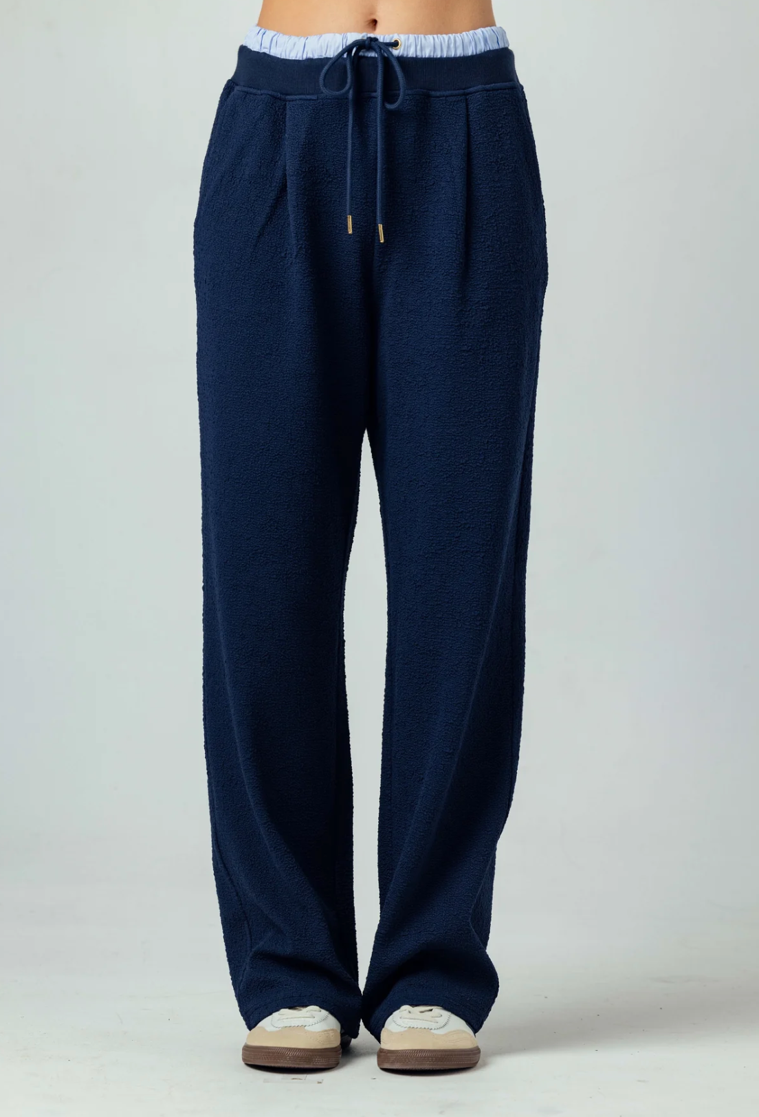 LEONIE PANT