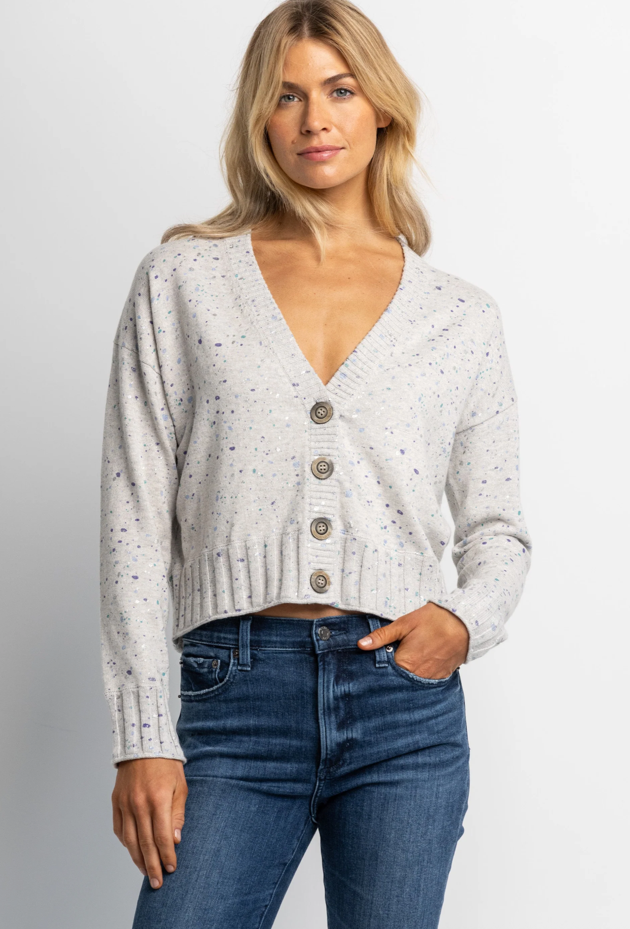 SNOW SPRINKLE CARDIGAN
