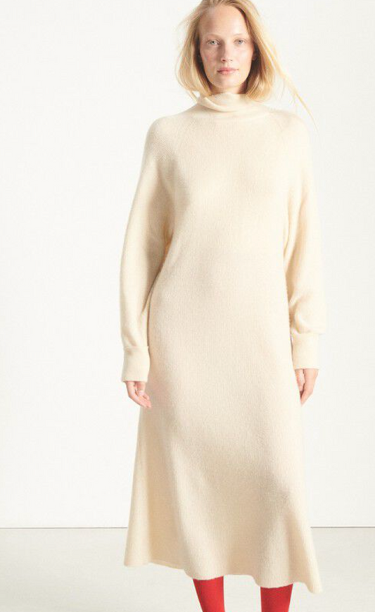 FUNNEL NECK MAXI DRESS
