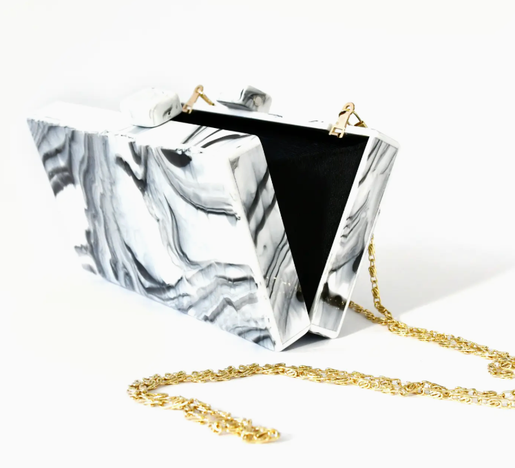 BLACK/WHITE SWIRL CLUTCH