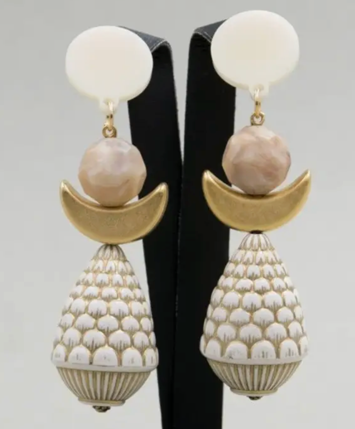 CONE EARRING