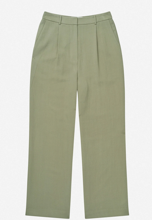 KOSMILA PANT