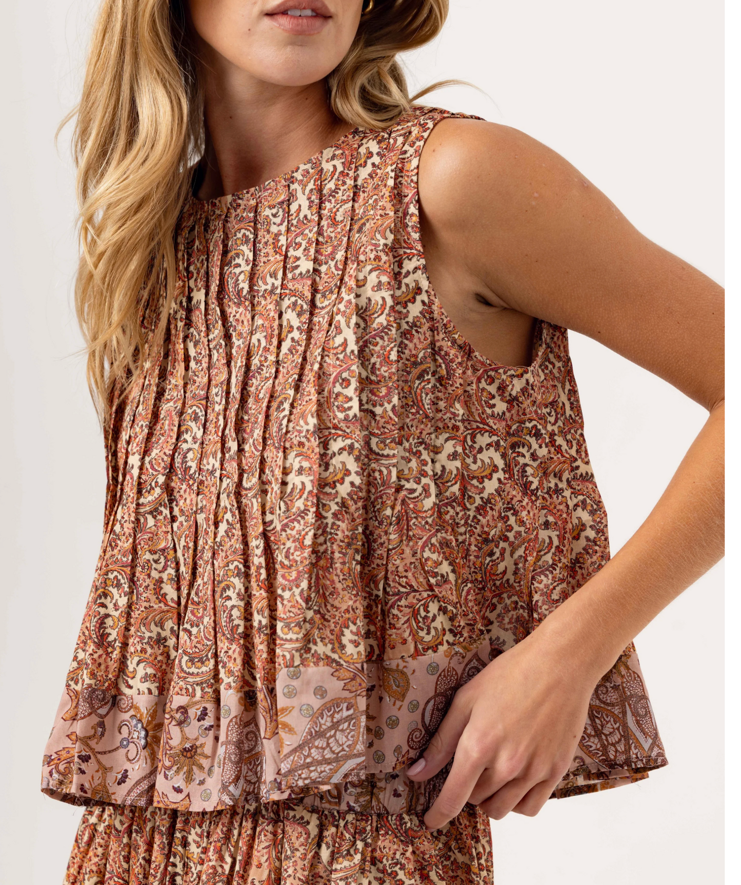 LUMI TOP