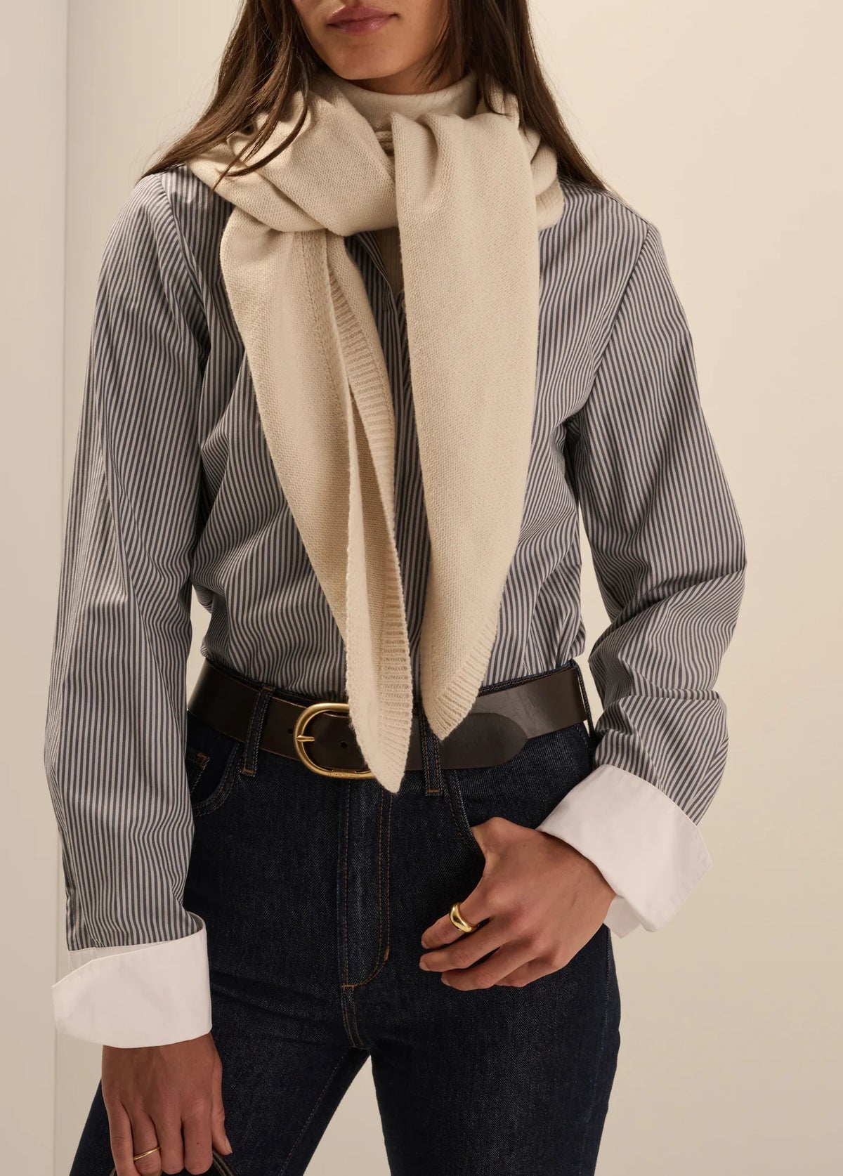 FAV DAUG. SCARF